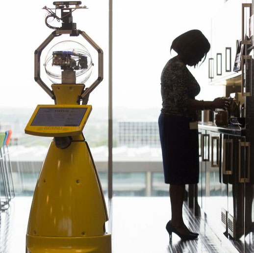 Betty-Robot-Office-Manager