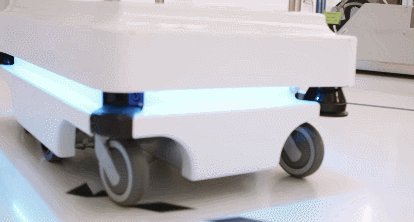 people-and-robots-collaborating